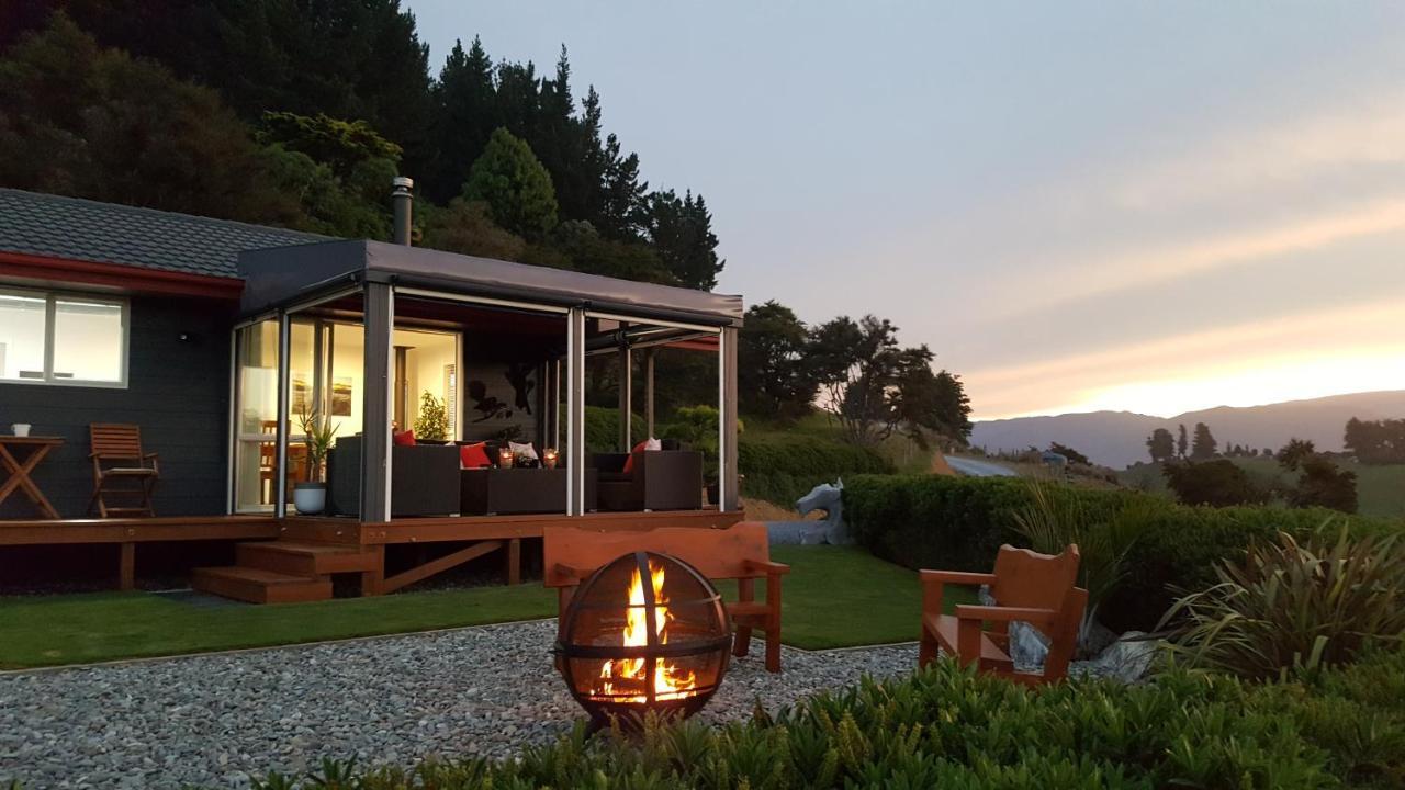 Rocky Ridge Cottage Takaka Esterno foto