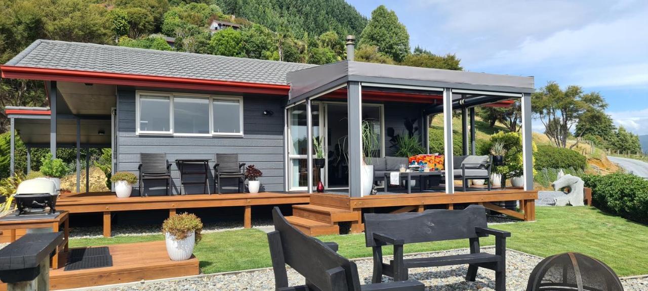 Rocky Ridge Cottage Takaka Esterno foto