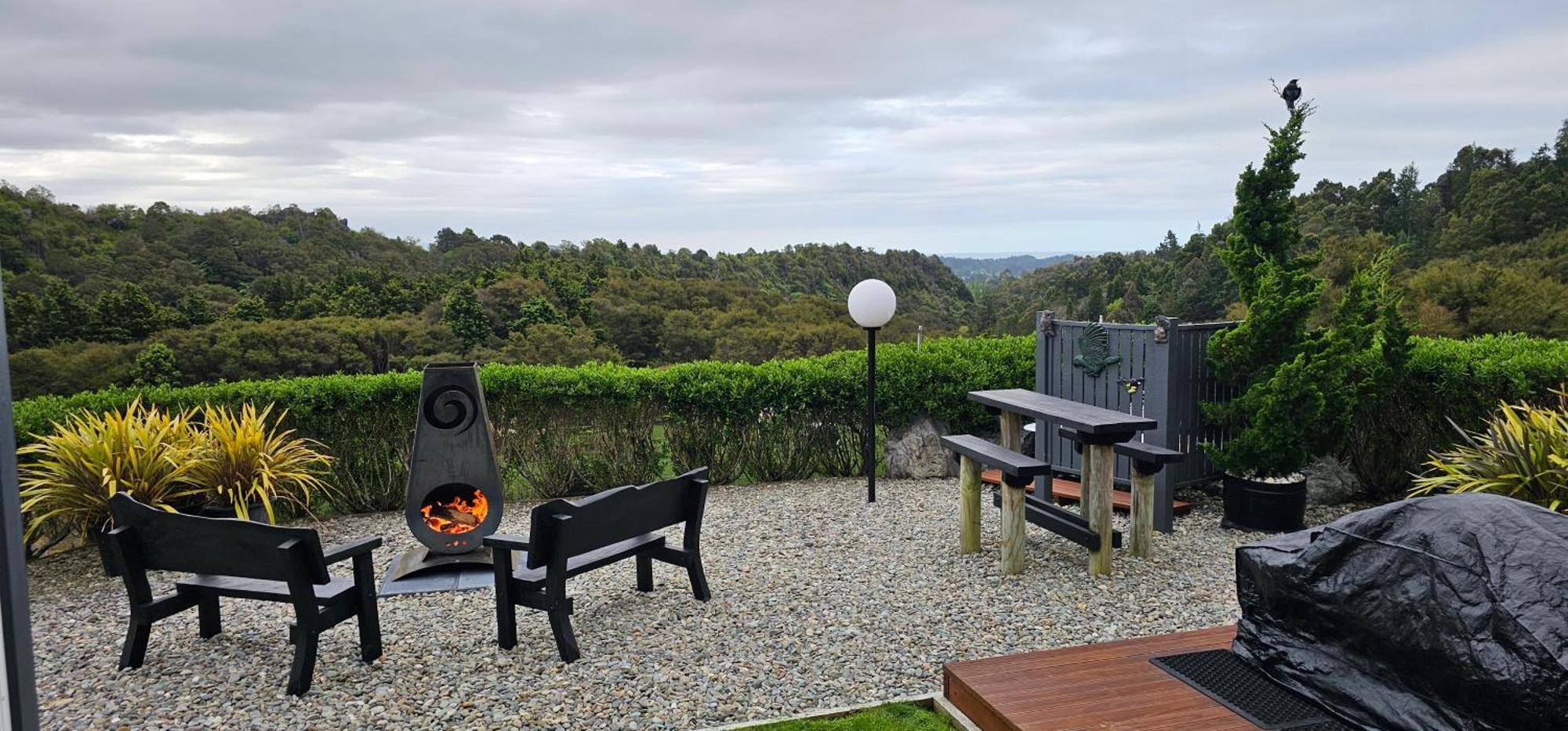 Rocky Ridge Cottage Takaka Esterno foto