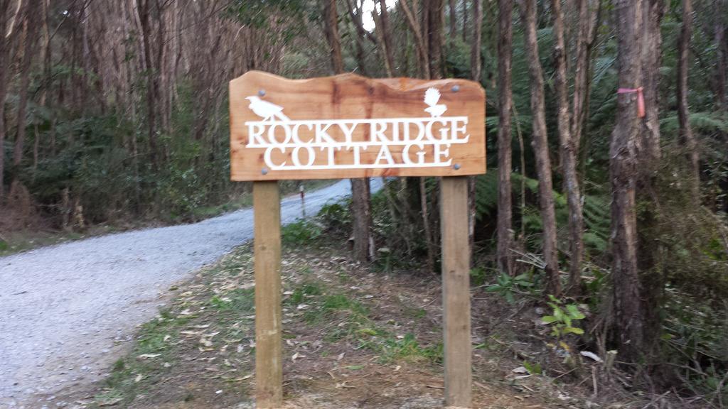 Rocky Ridge Cottage Takaka Esterno foto
