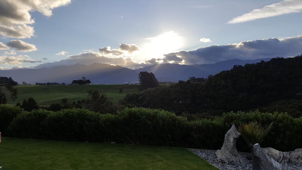 Rocky Ridge Cottage Takaka Esterno foto