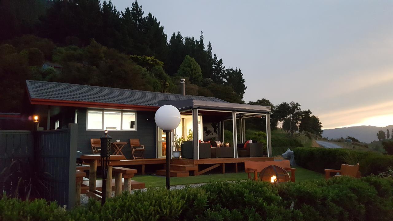 Rocky Ridge Cottage Takaka Esterno foto